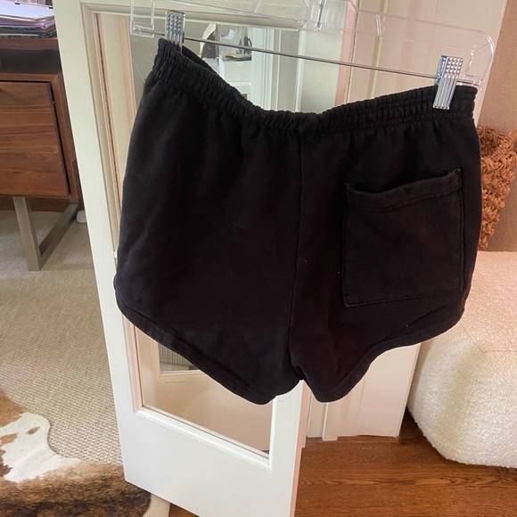 Los Angeles Apparel Black sweatshorts in size medium! - Picture 4 of 5